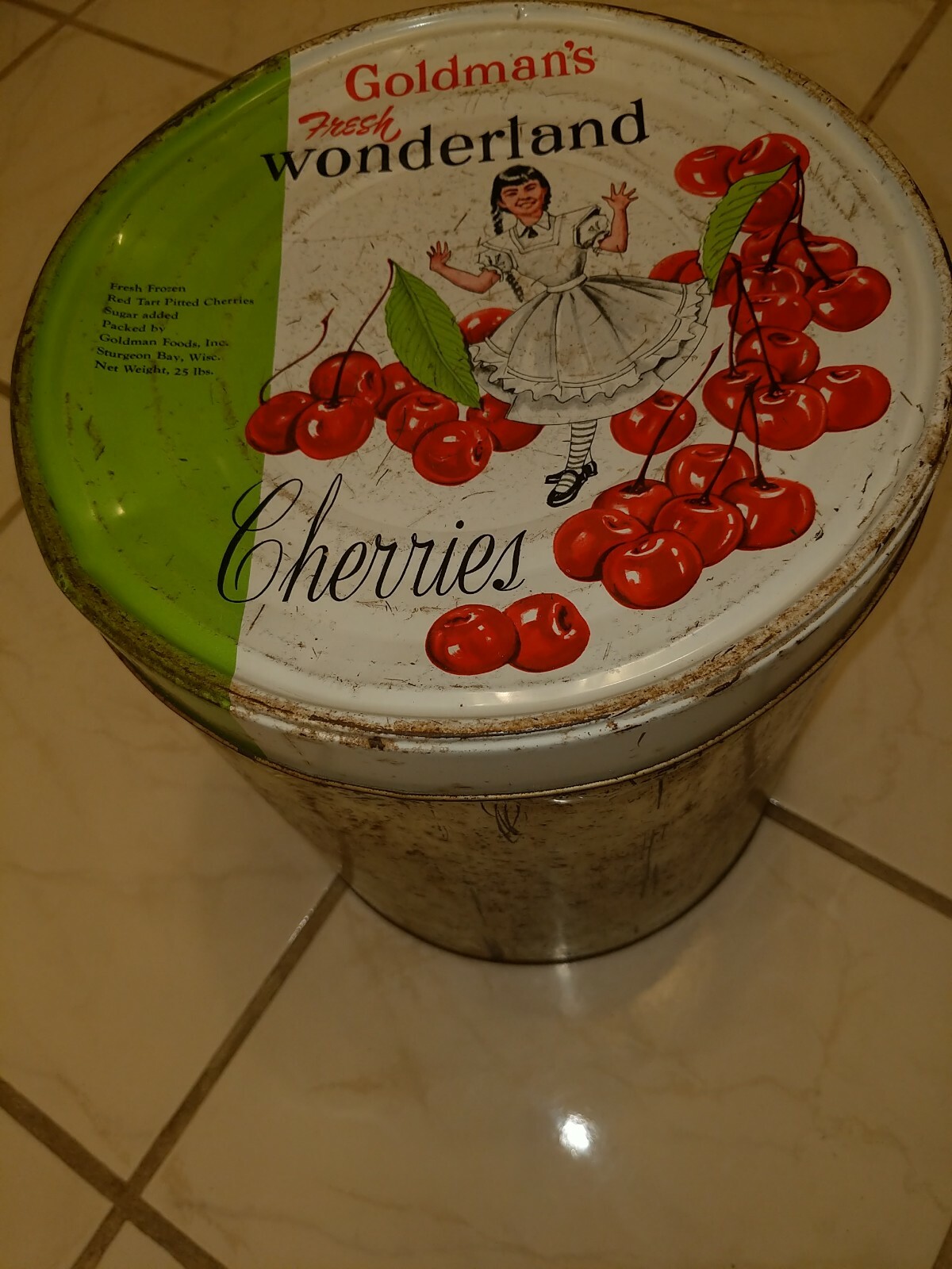 Vintage Goldman's Wonderland Cherries 25 Lb.Tin Can Sturgeon Bay WI. So