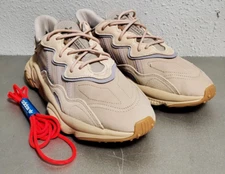 Adidas Originals Ozweego Pale Nude/Light Brown Men Sneakes EE6462 New
