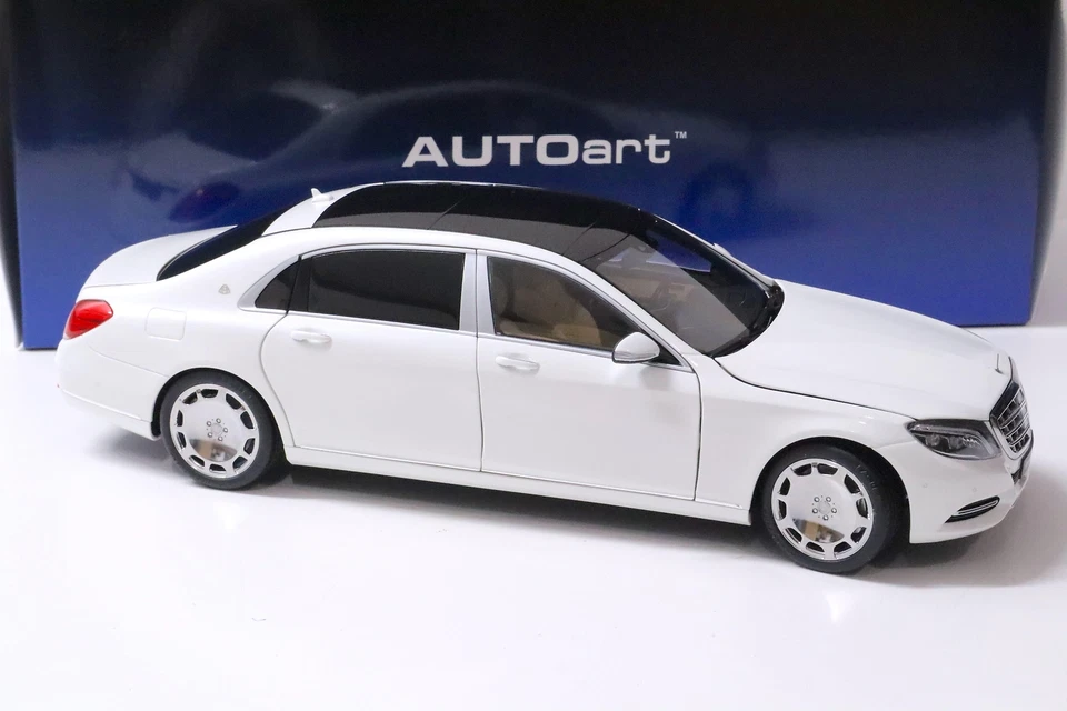 1:18 AUTOart Mercedes - Maybach S-Class S600 Limousine Blanche - Photo 2/4