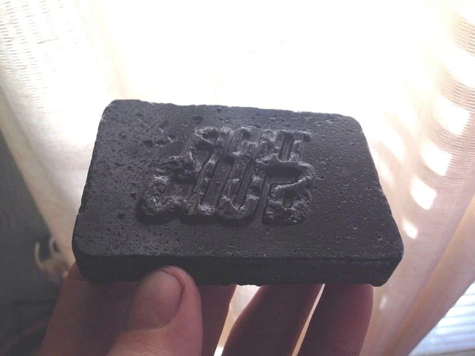 Hafting Pine Pitch Ball One Ounce - Image 2 of 4