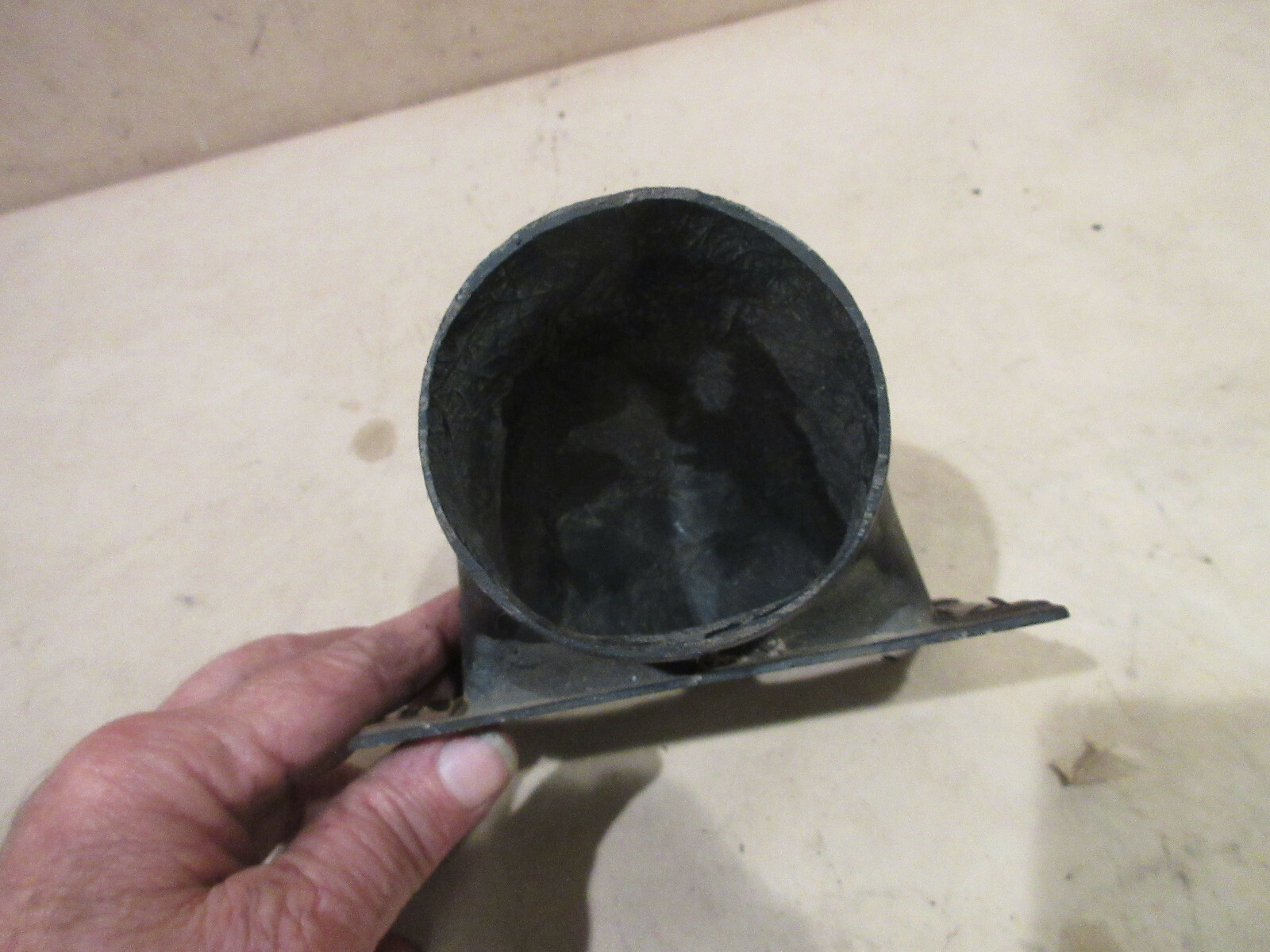 Ferrari 328 - Heater Union/ Air Duct  P/N 61770100