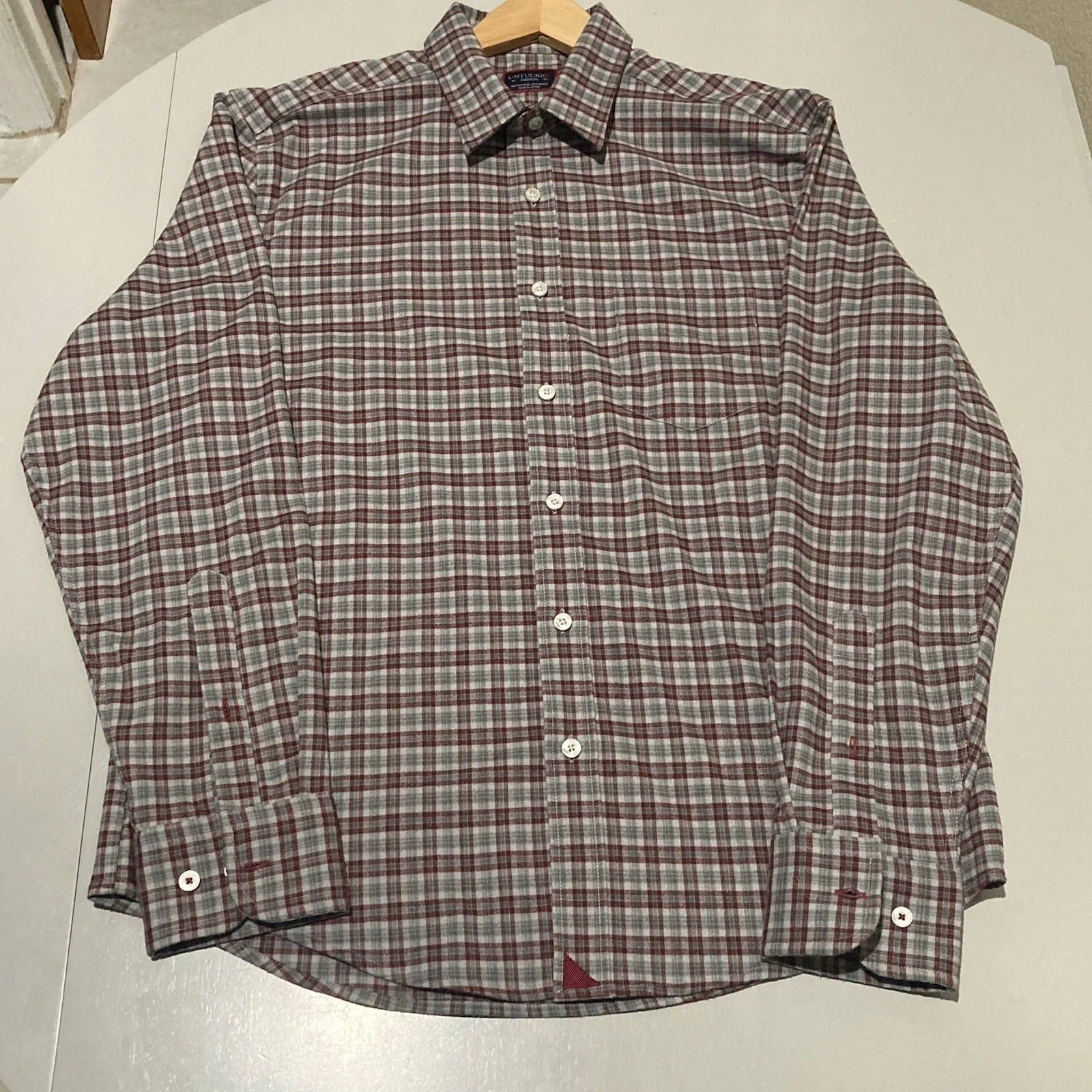 Untuckit Men Soft Flannel Button Up Shirt Size Medium Warm Outdoors