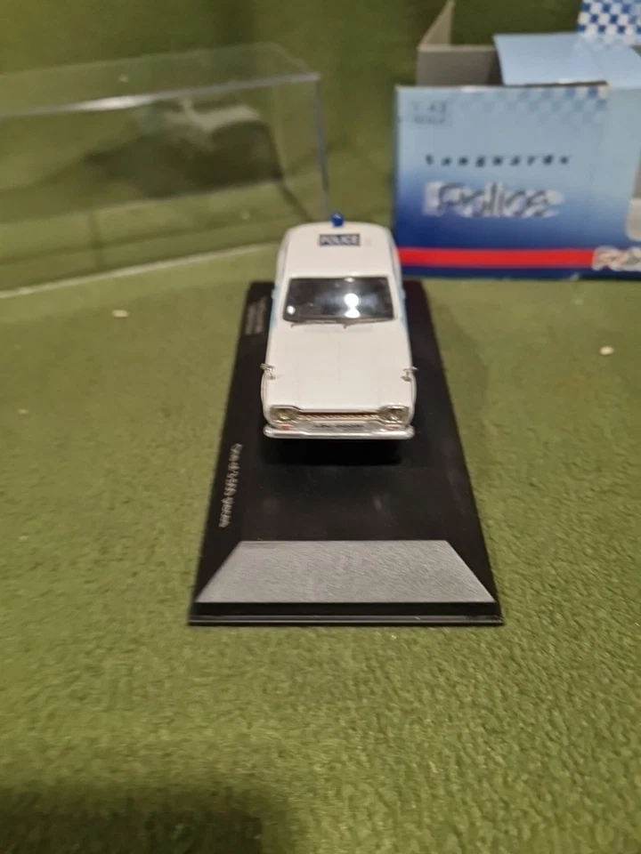 VANGUARDS VA09502 FORD ESCORT MKI BUFFOLK POLICE  UNITED KINGDOM REGNO UNITO  - Immagine 4 di 4