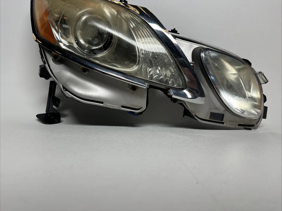 2006-2011 LEXUS GS430 GS350 GS450H RIGHT ADAPTIVE HID XENON HEADLIGHT LIGHT OEM - Image 4 of 4