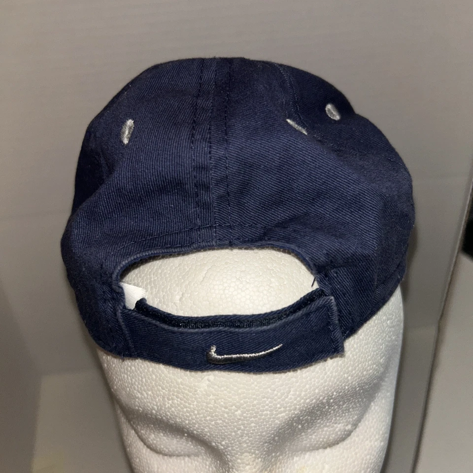 Sombrero Nike Swish Logo Niño Pequeño Just Do It Sombrero (G) Foto 2 de 4