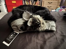 Forbusite Beret Wool Angora Black Gray Women's Hat Flower NWT