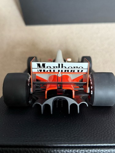 GP REPLICAS 1/18 - MCLAREN MP4/5B - Ayrton Senna - WORLD CHAMPION 1990 - GP034A - Picture 13 of 17