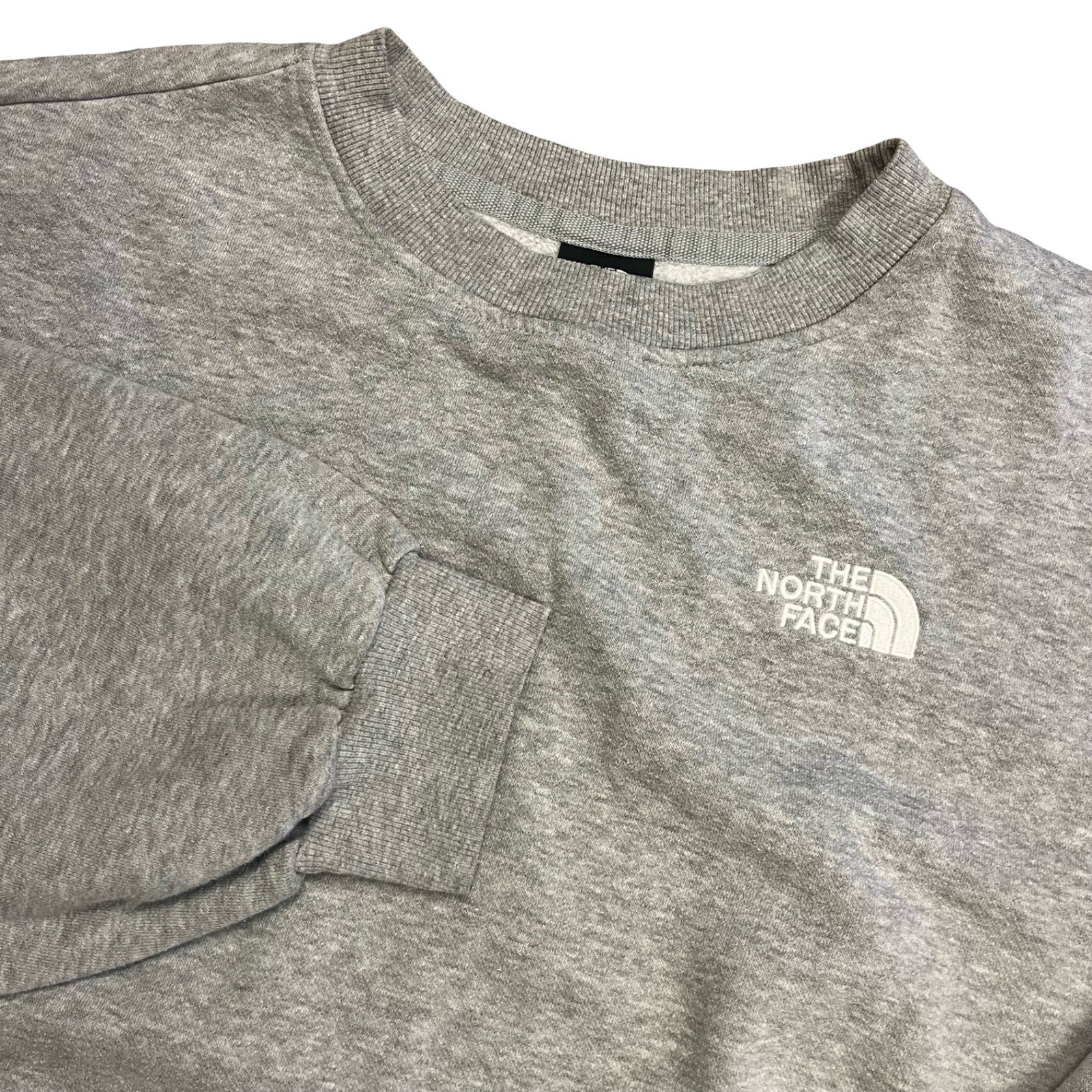 The North Face Womens Crewneck Sweatshirt Heather Gray Embroidered Logo Size M