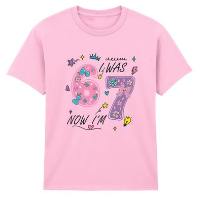 This Girl Is Now Seven Mädchen T-Shirt Alter 7 Blumen Geburtstag