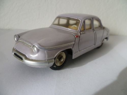 Miniature Norev Panhard PL17 1/43 Voiture Ancienne Collection