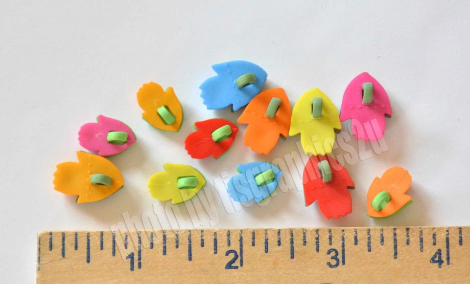 Lil' Blooms / Spring Tulip Shank Back Craft Buttons / Easter Flowers - Image 3 of 3