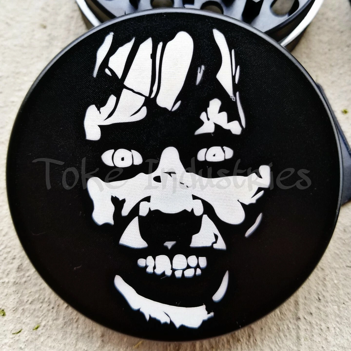 The Exorcist Linda Blair Regan Pazuzu 63mm Grinder For Herb Spice Tobacco 2.5"