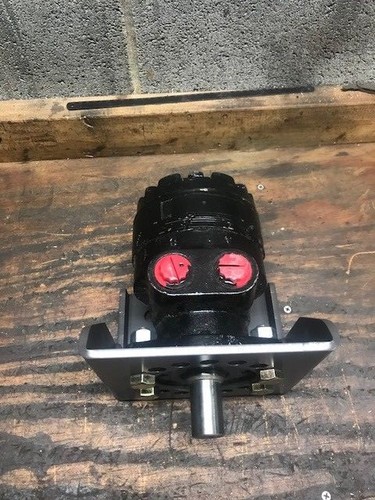 Hydraulikmotor Pumpe Halterung Halterung SAE A 2 Bolzen oder 4 Bolzen Magneto Mt Brush Hog - Bild 7 von 10