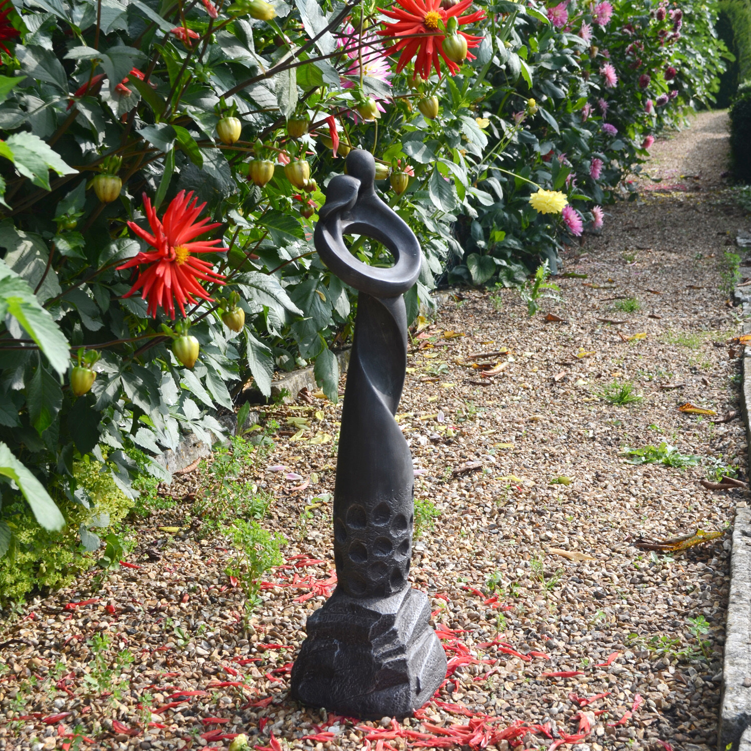 BEAUTIFUL ""ROMANTIC TWIST"" FIGURINE / GARDEN STATUE, EBONY EFFECT, XST/438