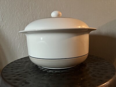 Arabia Finland Oven to Table Casserole Dish with Lid Stoneware Bake Ware