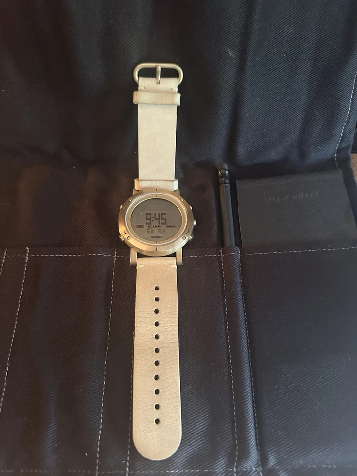 Умные часы Suunto унисекс ss021214000 - Изображение 4 из 4