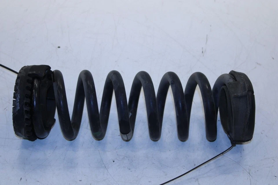 Пара задних правосторонних и левосторонних пружин подвески Maserati Ghibli RWD 2017-21 годов выпуска - Изображение 4 из 4