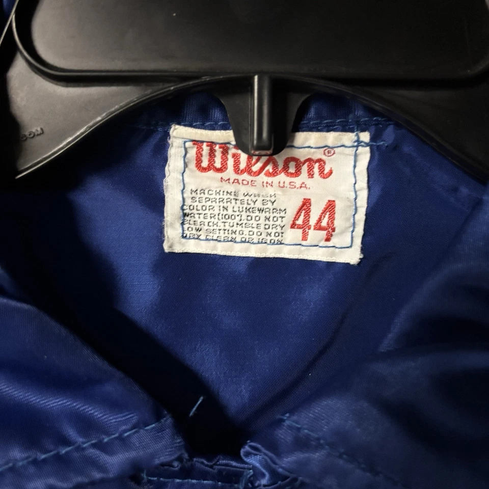 Chaqueta satinada de béisbol ropa deportiva Wilson Atlanta Braves MLB de colección verdadera años 70 44 Foto 2 de 3