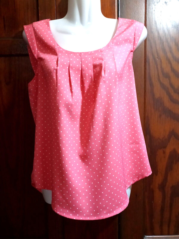 CANDIE'S LADIES BLOUSE SIZE MEDIUM COLOR PINK AND WHITE POLKA DOT