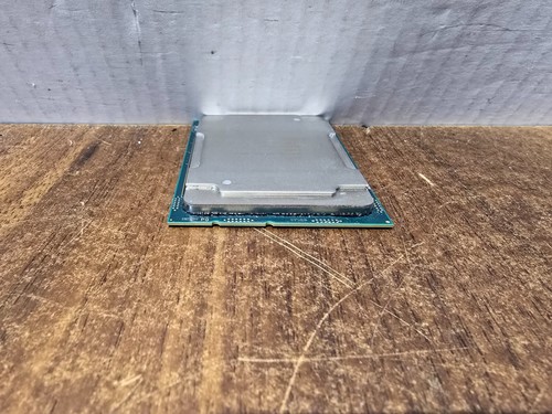 Intel SRGZ7 Xeon Gold 5218R Processor 2.10 GHz, 20 Core Server CPU FCLGA3647 - Photo 5/9