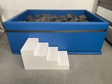 Kids Foam Mat Play Pit With Foam Cube Blocks. Size is 4ft x 6ft x 18" tall