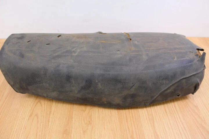 Sillín de asiento Kawasaki KZ400D 1975-1977 Foto 3 de 4