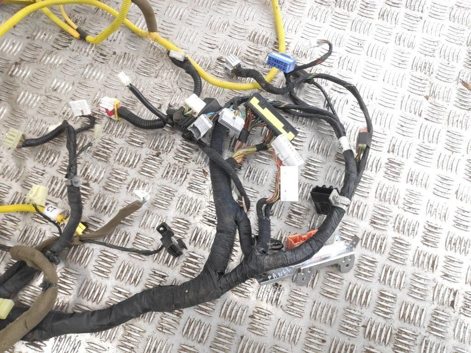 Chevrolet Aveo 1.2i 62kW 2010 gasolina LHD salpicadero delantero cableado 9L02SA Foto 4 de 4