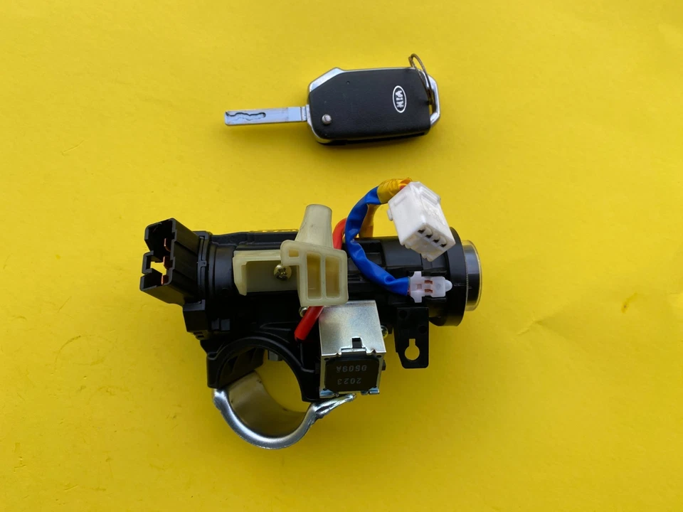 Interruptor de encendido KIA FORTE 2019-2021 bloqueo con llave y cilindro OEM 81910-M7100 Foto 3 de 4