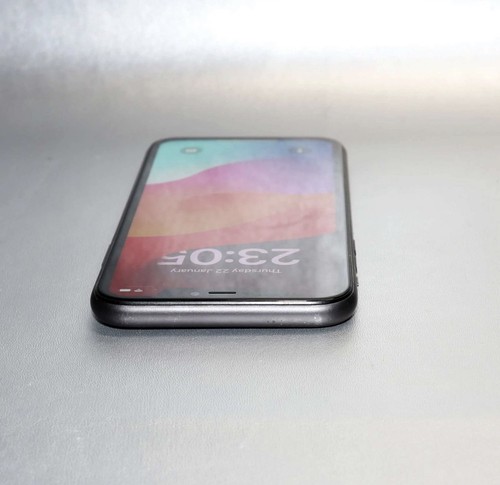 Apple iPhone 11 - 128GB - Schwarz - 72% Akku (Entsperrt)