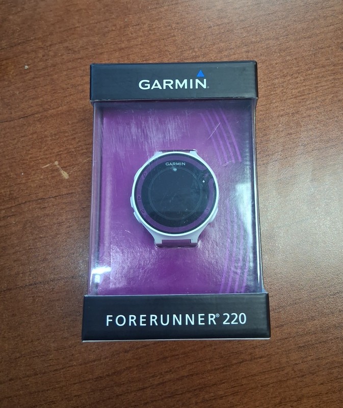 GARMIN FORERUNNER 220 VIOLET GPS SPORT WATCH RUNNING TRAINING 2013 RARE NIB NEW