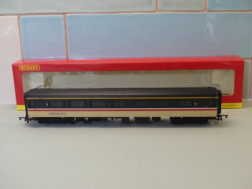 Hornby OO R4462 BR ERSTE KLASSE OFFENER REISEBUS SCHWALBENLACKIERUNG RN 3186 mit Passagieren | Zustand: Used
