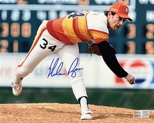 Nolan Ryan Cards, Rookie Cards and Autographed Memorabilia Guide 34