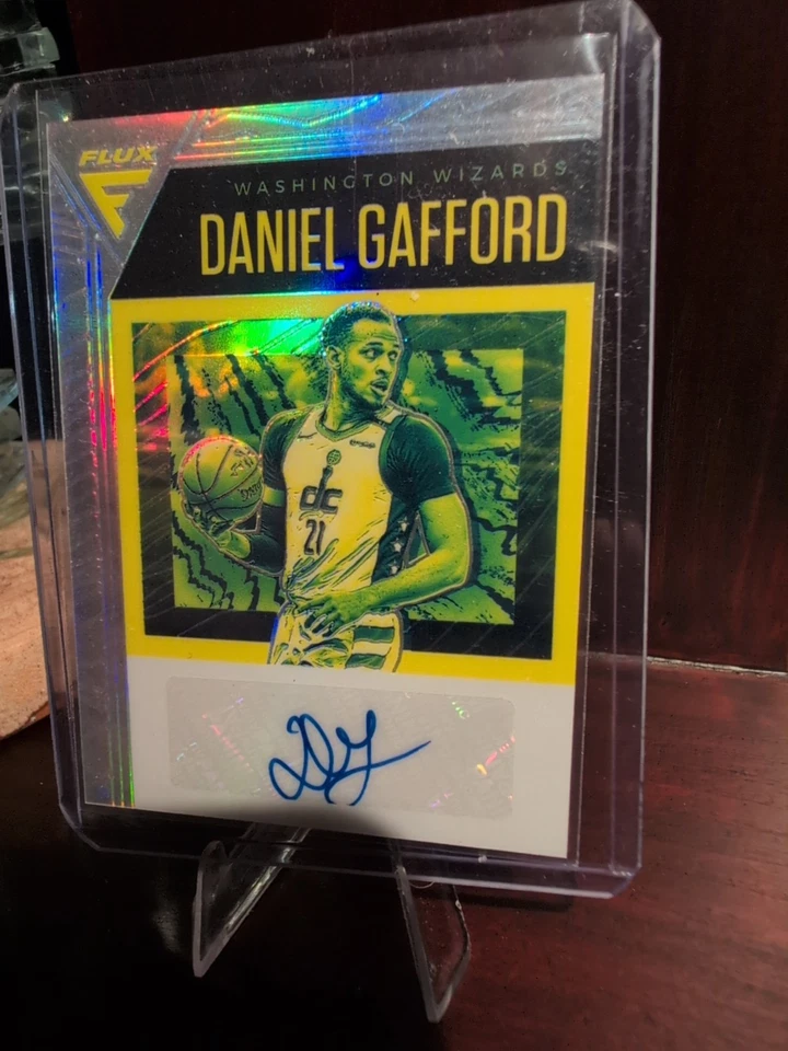 2020-21 Panini Flux Silver Prizm Auto #FLS-DGF Daniel Gafford Wizards - Image 2 of 4