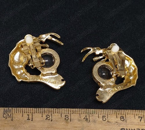 Vintage Art Deco Gold & Green Trifari Enamel, Red Crystal Lobster Earrings Vtg - Picture 11 of 12
