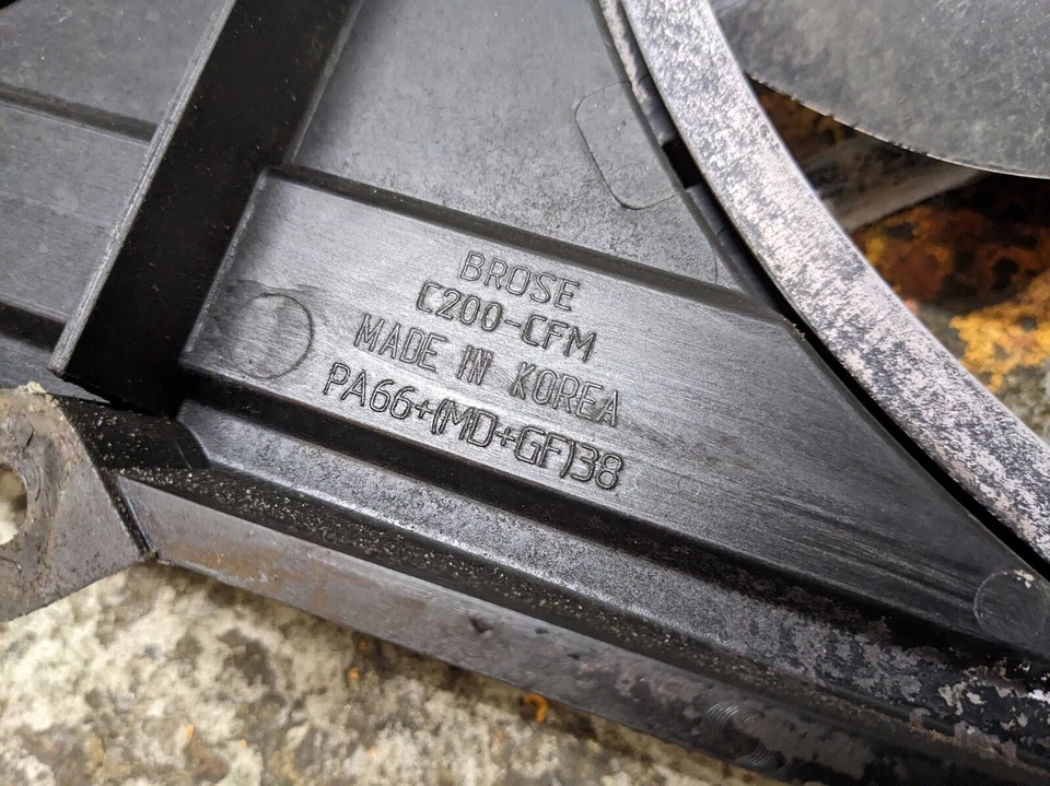 VENTILADOR DE REFRIGERACIÓN DEL MOTOR SSANGYONG KORANDO 2012 2.0 XDI SYMC21010 34124 Foto 3 de 4