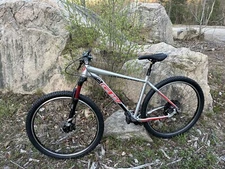 GW alligator mountain bike
