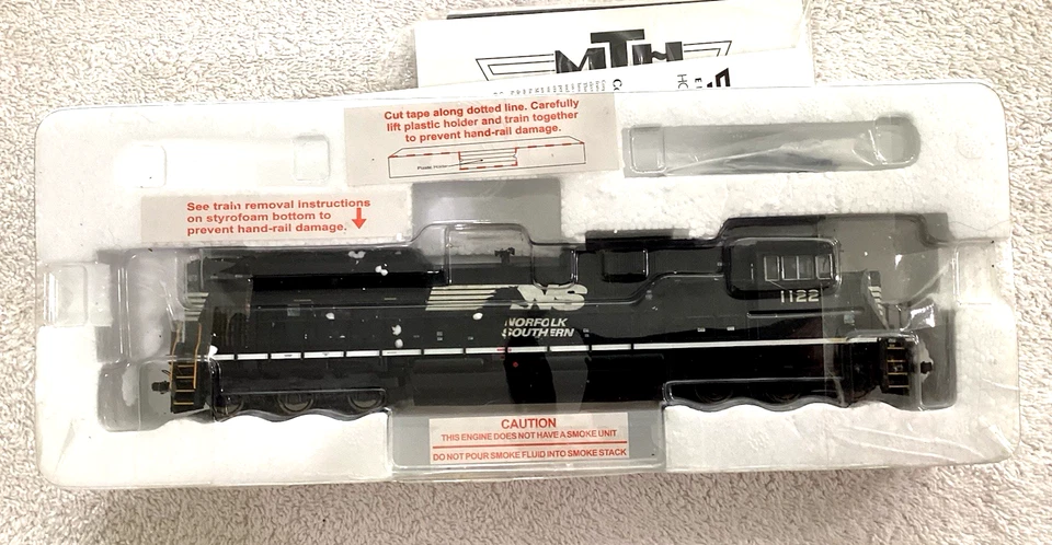TESTED HO Scale Athearn #75839 SD70ACe with DCC & Sound. Norfolk Southern #1122 - Image 2 of 4