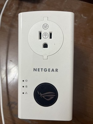 NETGEAR PLP2000 Extra Outlet Powerline Adapter 2000 Mbps Internet Extension