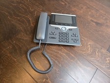 Cisco Enterprise Business IP Phone CP-8851 VoIP Telephone w/ stand  handset