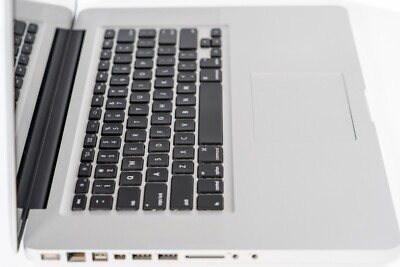 Apple MacBook Pro (15