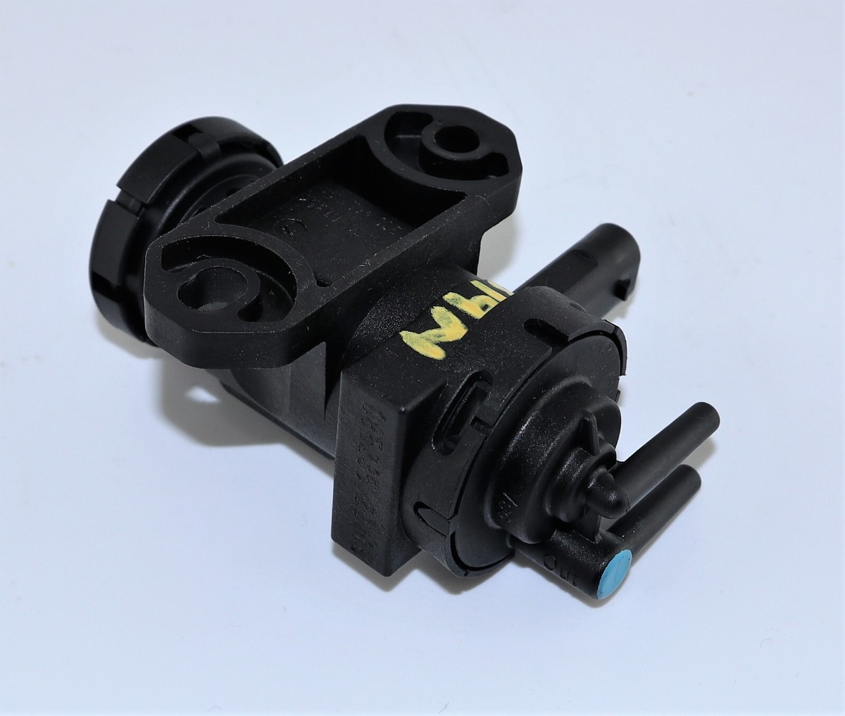 8509323 BMW Mini Genuine Turbo Boost Pressure Converter Solenoid 
