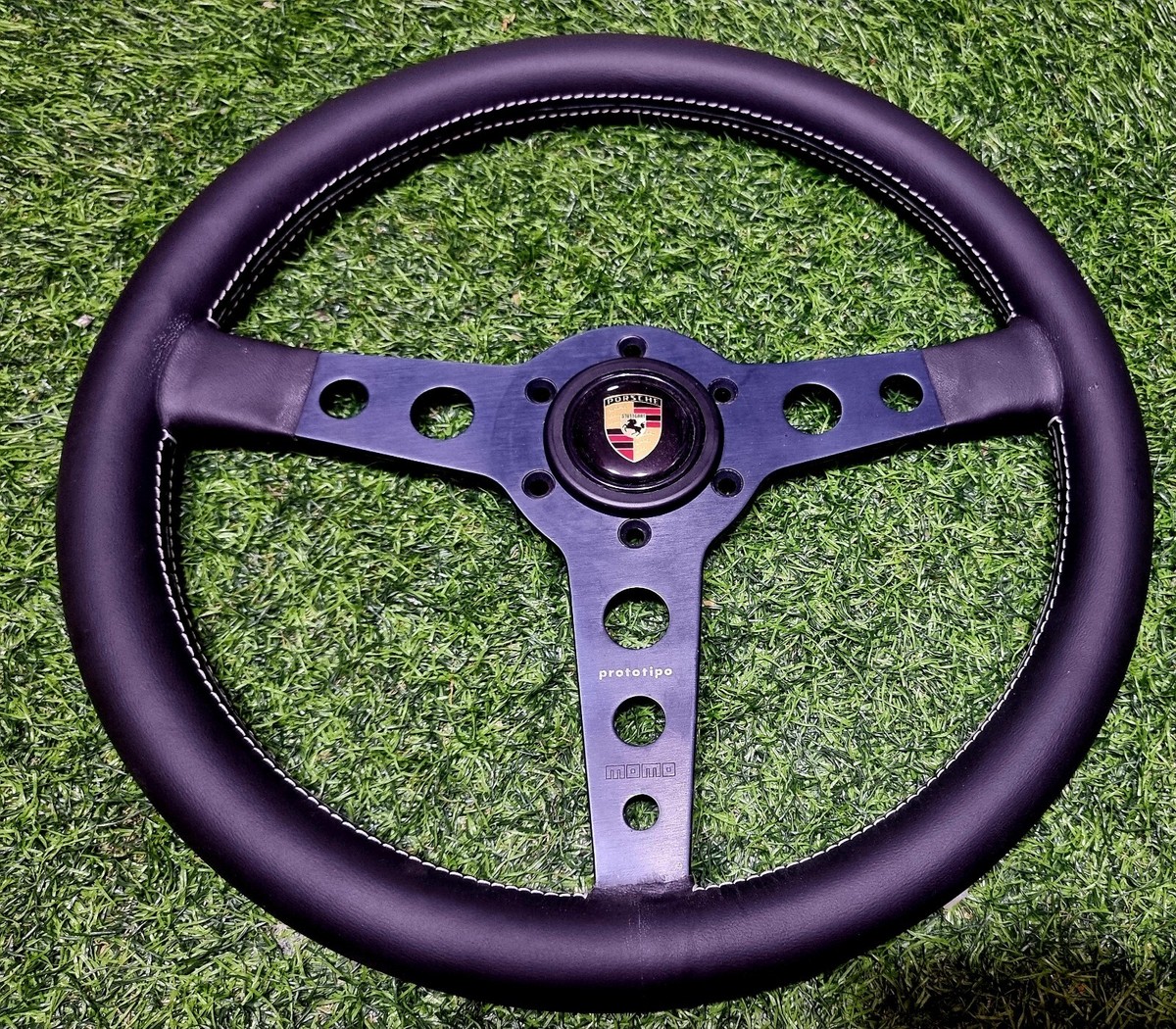 ▪️ momomo　▪️ Vintage MOMO Prototipo Patina Porsche Steering Wheels 911