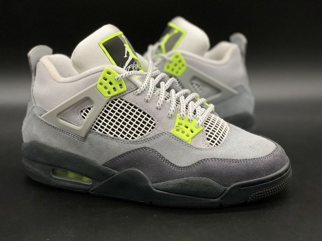 air jordan 4 se am95 neon