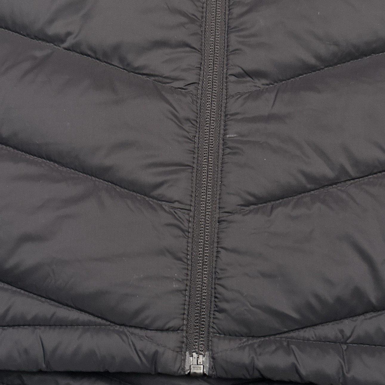 Eddie Bauer Microlight Packable Down Puffer Jacke… - image 9