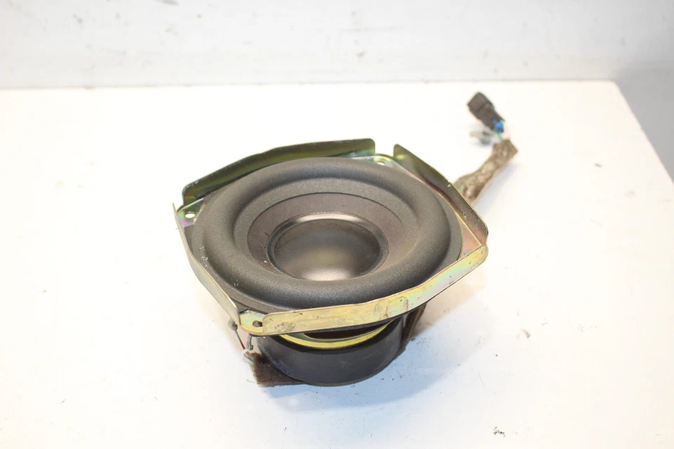 Alto-falante subwoofer 2003-2008 HUMMER H2 6.0 BOSE FABRICANTE DE EQUIPAMENTO ORIGINAL - Imagem 2 de 4