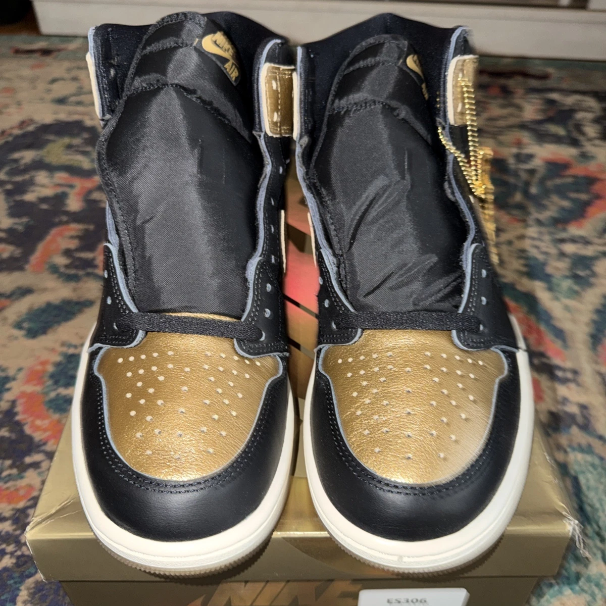 Preços baixos em Jordan 1 Retro OG High Black Gold | eBay
