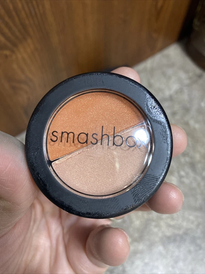 Smashbox Eye Shadow Duo - Smashing Duo-Tone Rare Hard To Find - Image 2 of 4