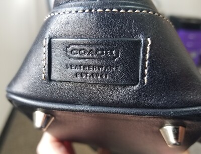 Authenticated COACH #9267 Hamptons Leather Flap Satchel - Smooth