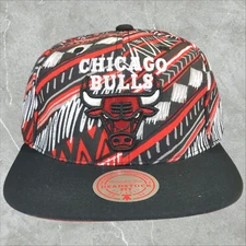 Mitchell & Ness Chicago Bulls Hat Black Red NBA Basketball Snapback