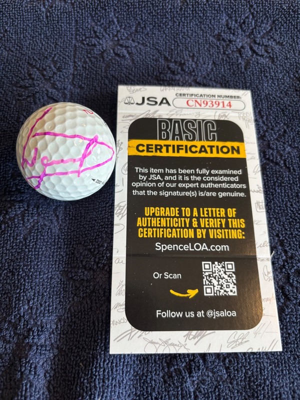 Luke Donald Autographed Titleist Golf Ball JSA COA